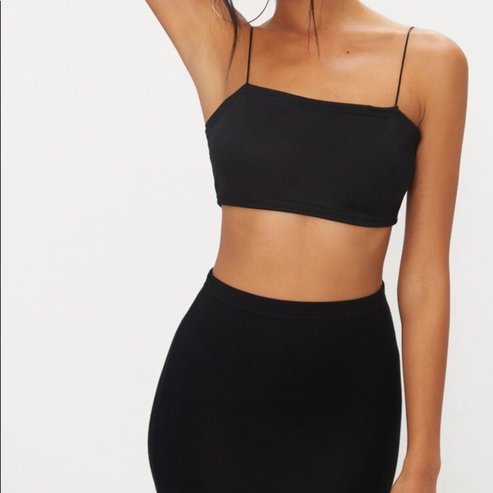▪️Spaghetti Strap Bandeau Crop Top Windsor▪️